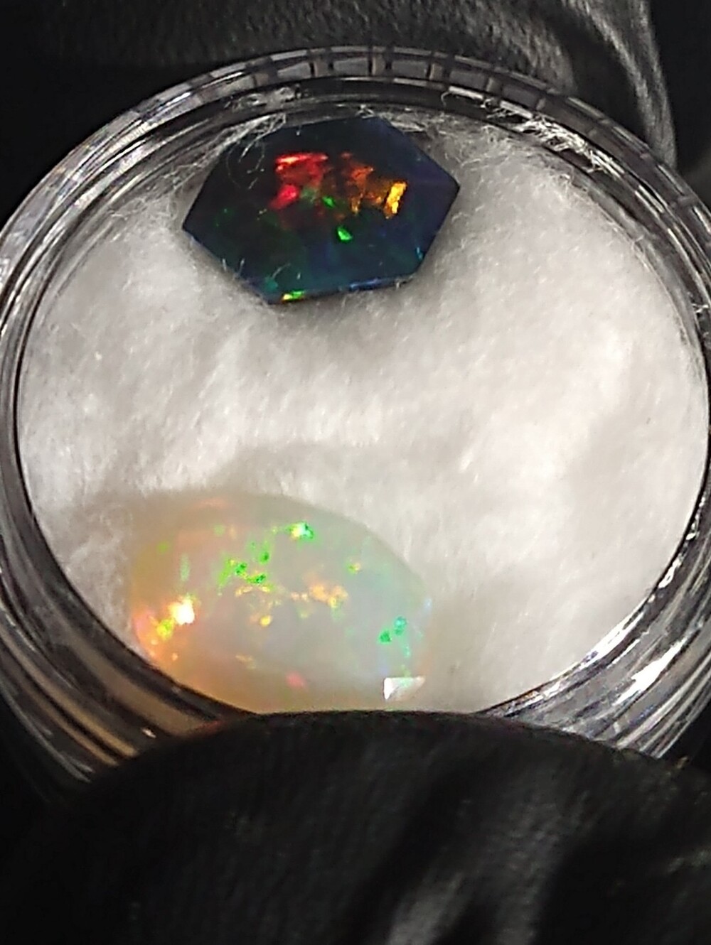 3.25 Carats Natural Smoked Black & White Opal Gemstones